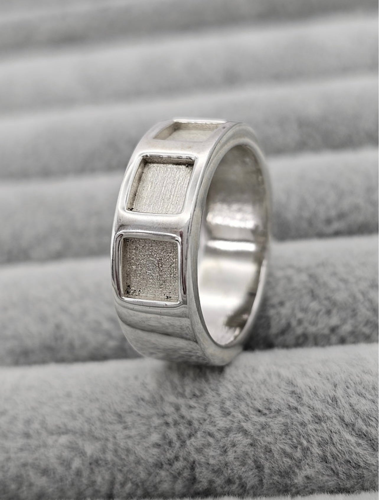 Square Band Ring