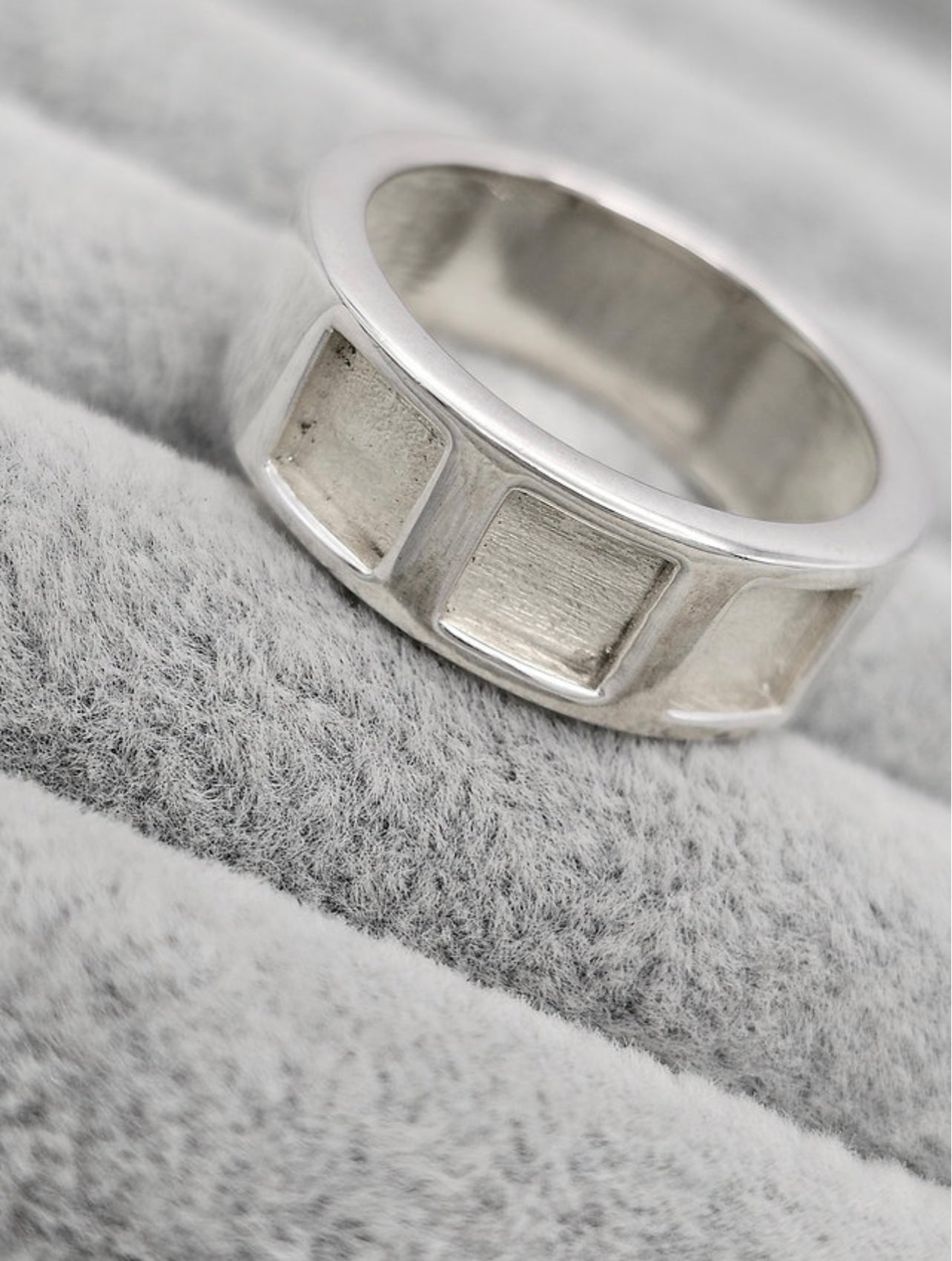 Square Band Ring