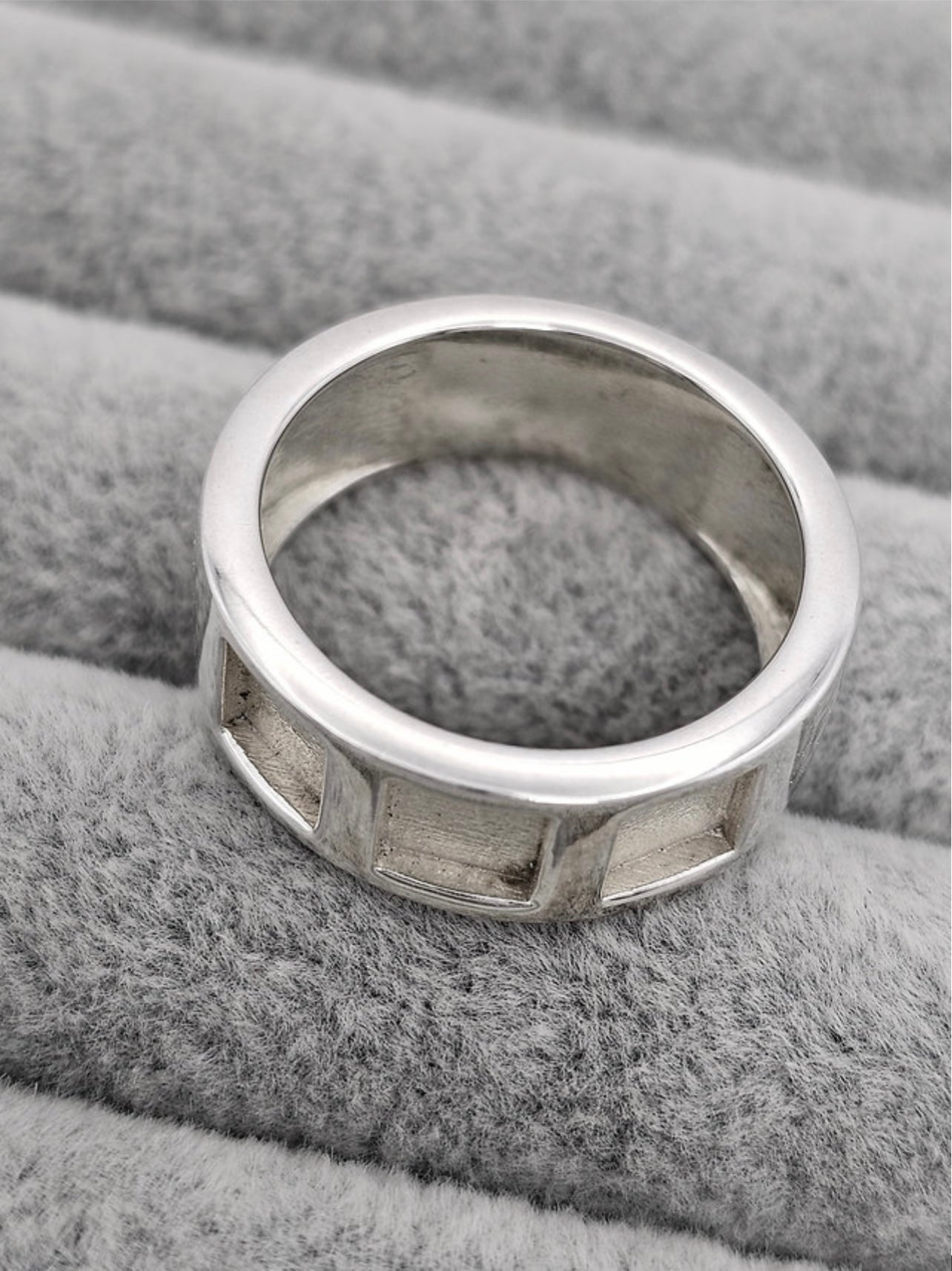 Square Band Ring