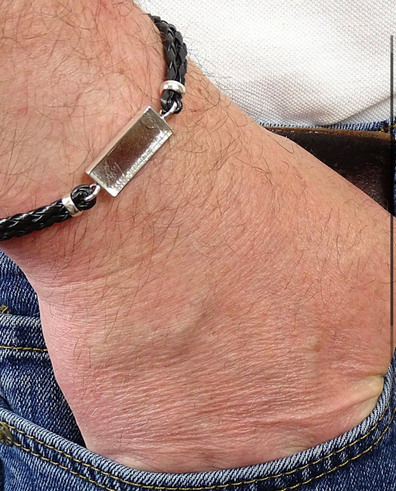 Rectangle leather bracelet