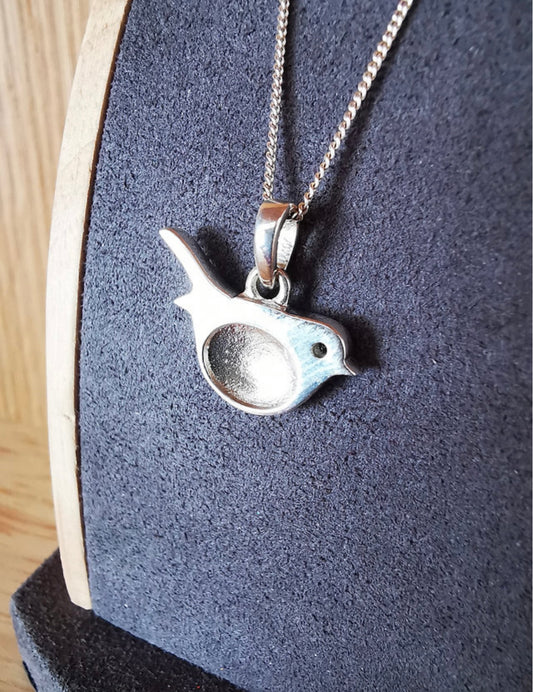 Robin Pendant