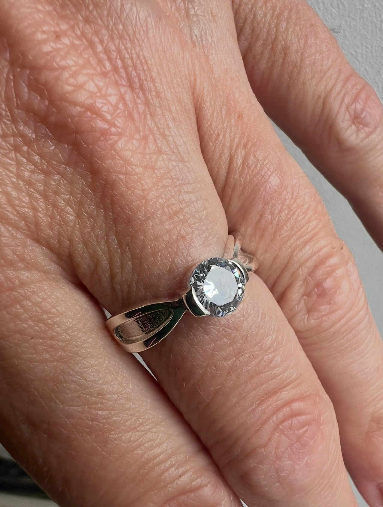 Solitare CZ Ring