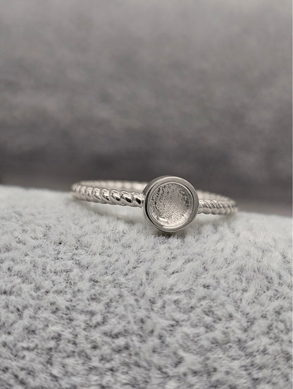 Round Twist Ring