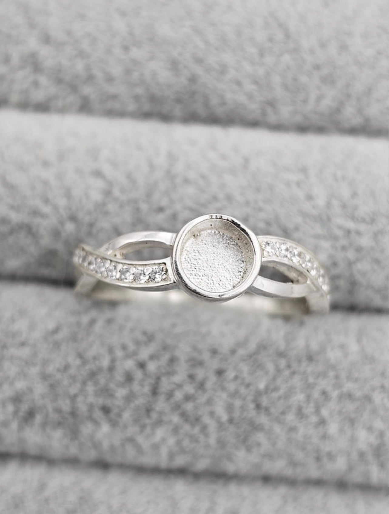 Round CZ Criss Cross Ring