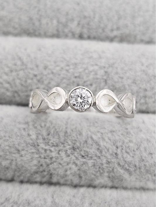 Double Infinity Ring