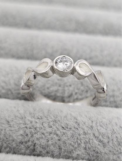 Double Infinity Ring