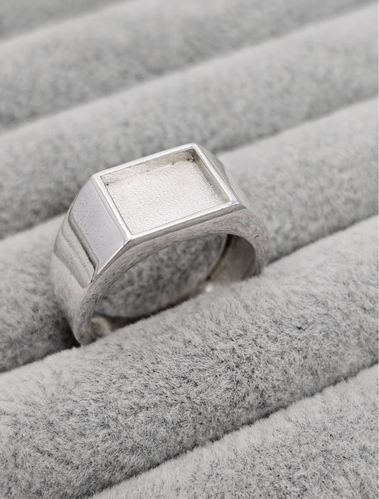 Rectangle Signet Ring