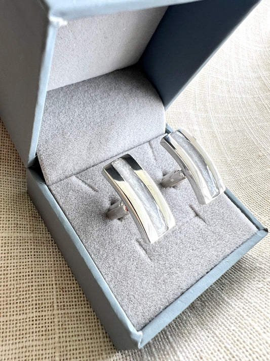 Channel cufflinks