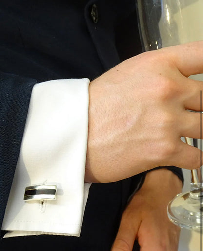 Channel cufflinks