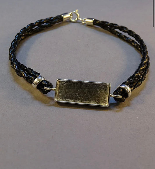 Rectangle leather bracelet