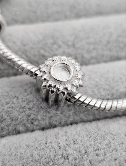 Sunflower bracelet charm