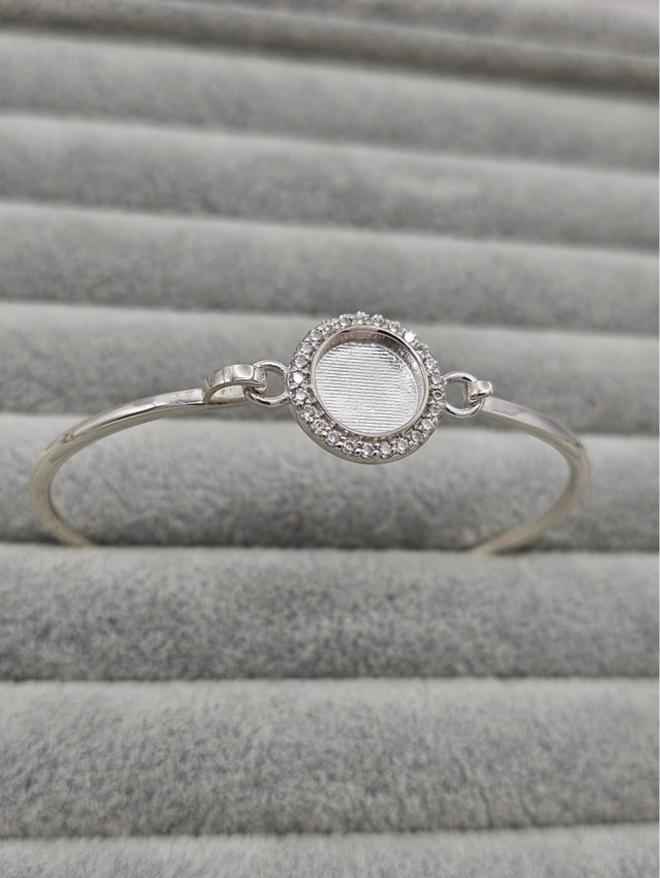 Round CZ Bangle