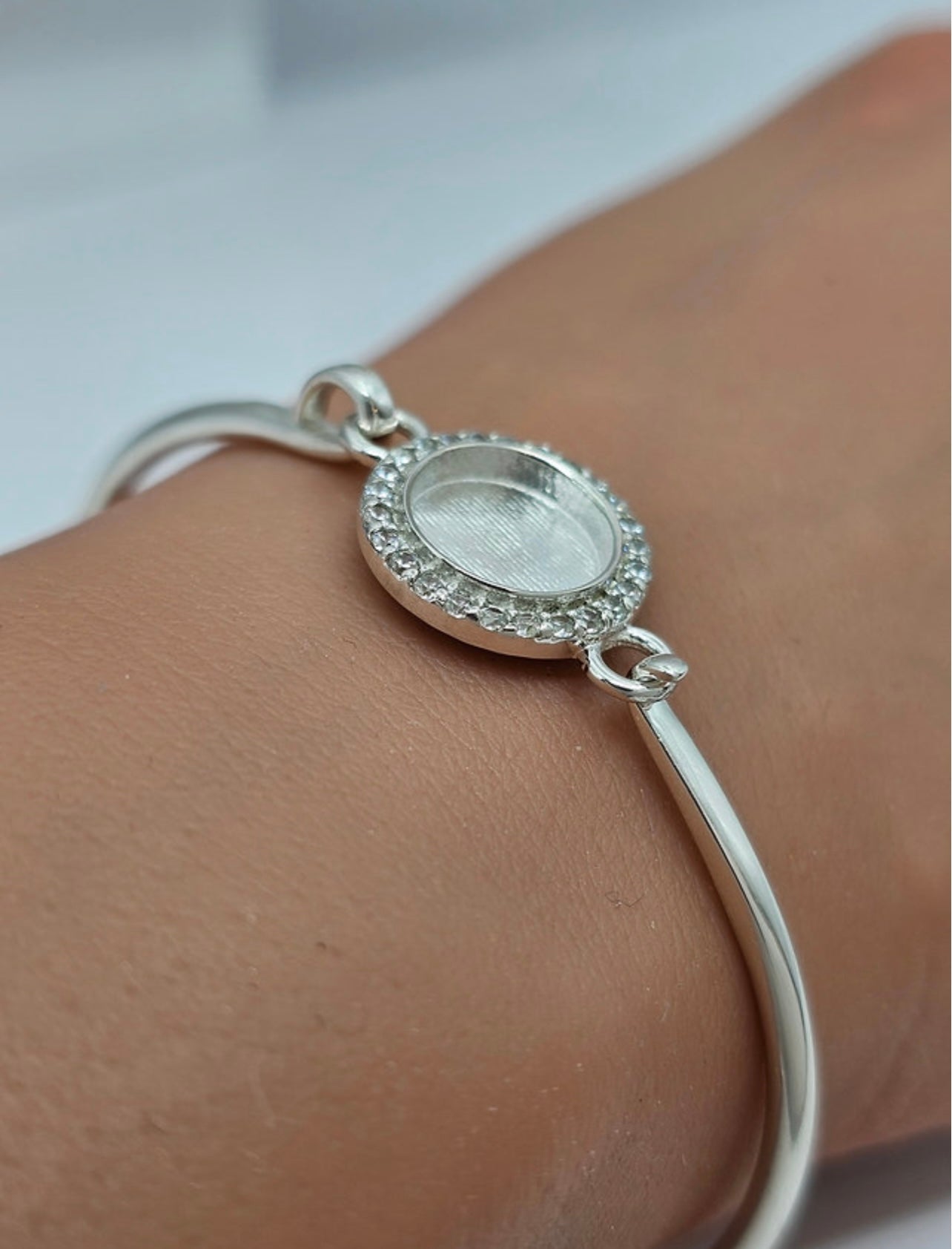 Round CZ Bangle