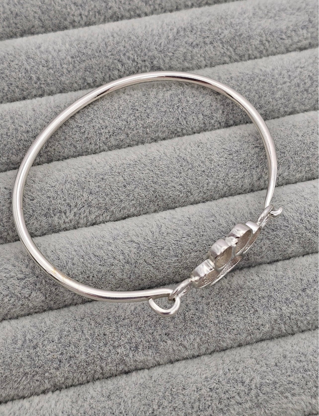Paw Print Bangle